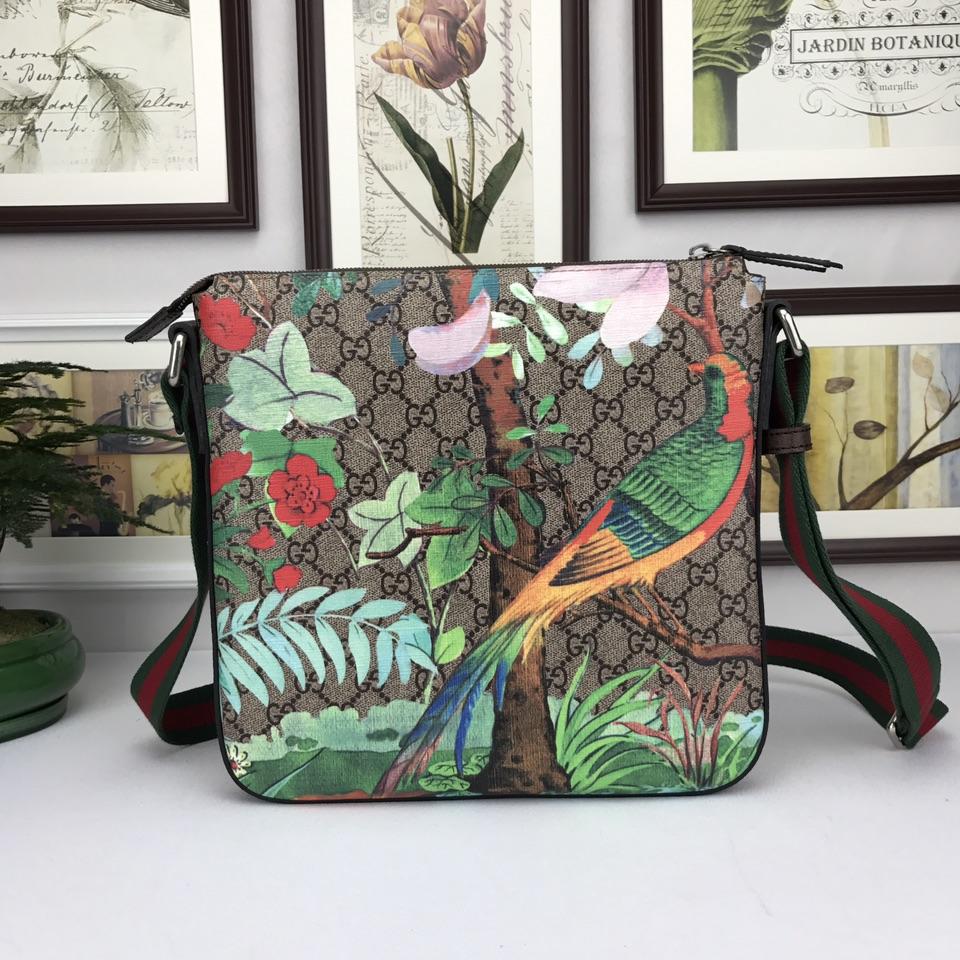 Gucci Perfect Quality parrot decorated messenger bag GC06BM077