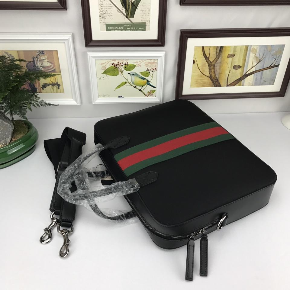 Gucci Perfect Quality mate black hand bag with Gucci Perfect Quality stripe GC06BM121