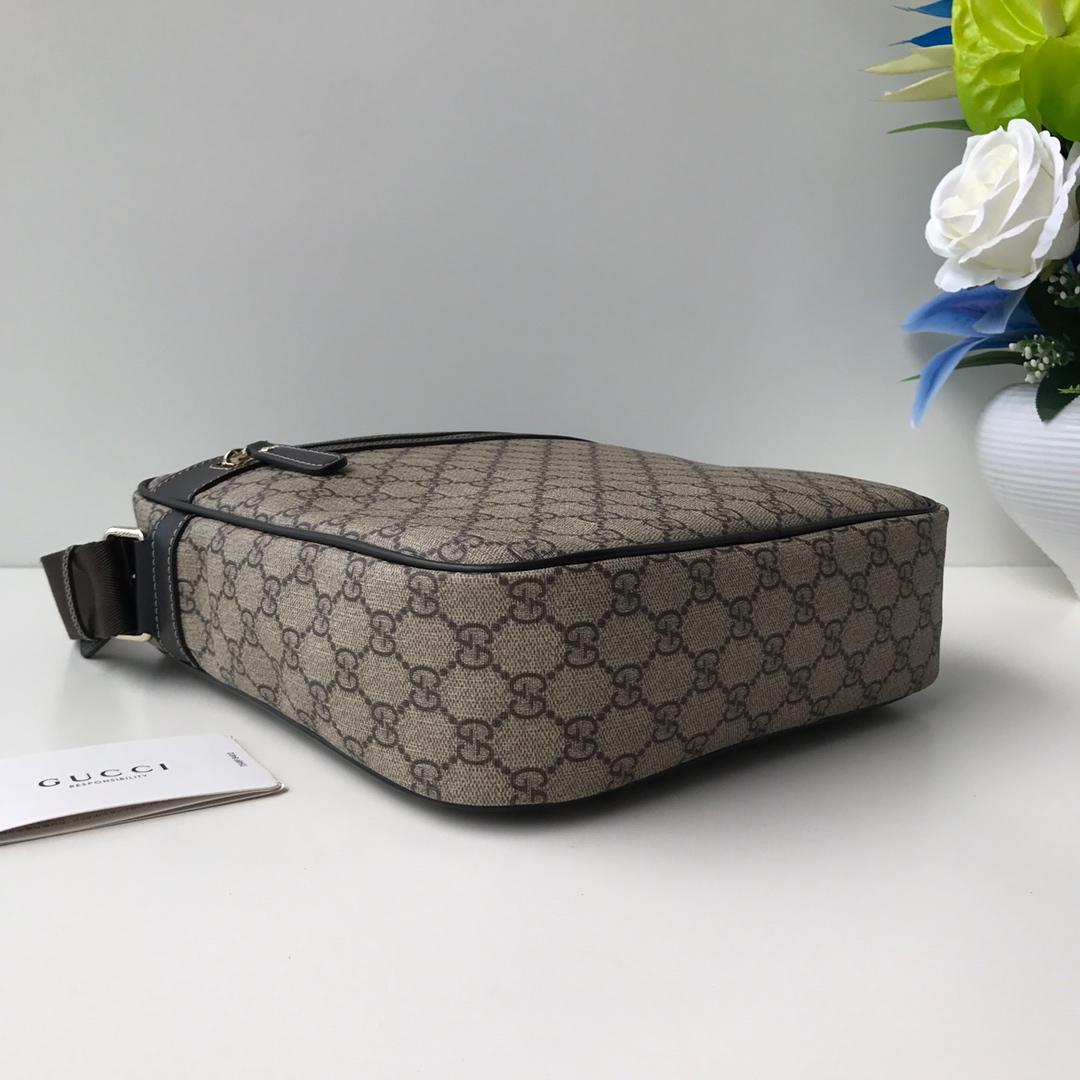 Gucci Perfect Quality brown shoulder pack GC06BM005