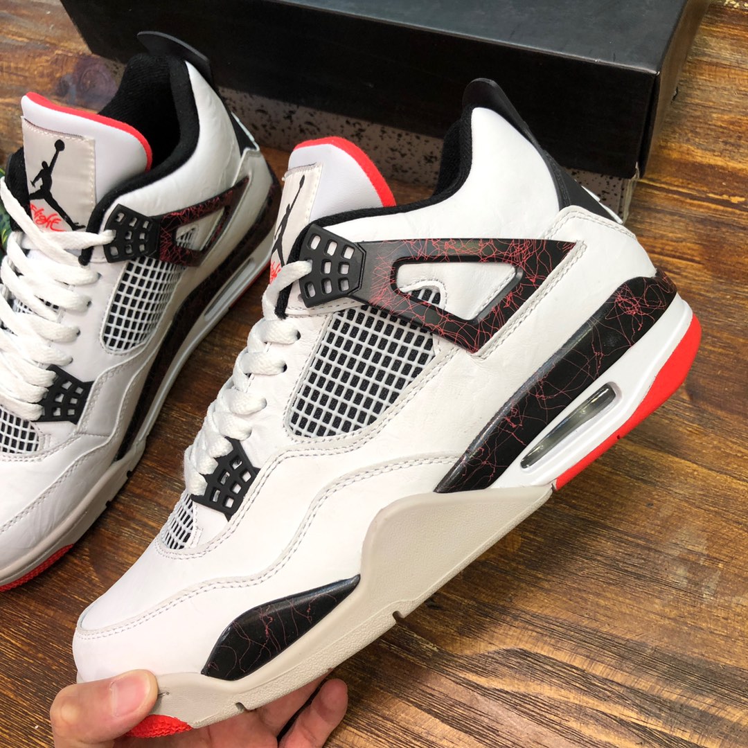 NIKE Air Jordan 4 sneaker