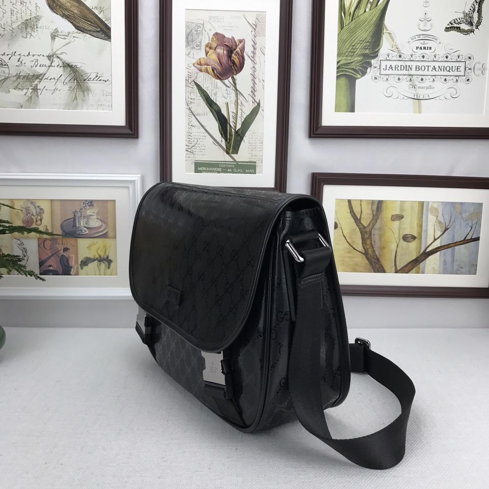 Gucci Perfect Quality black shoulder pack GC06BM102