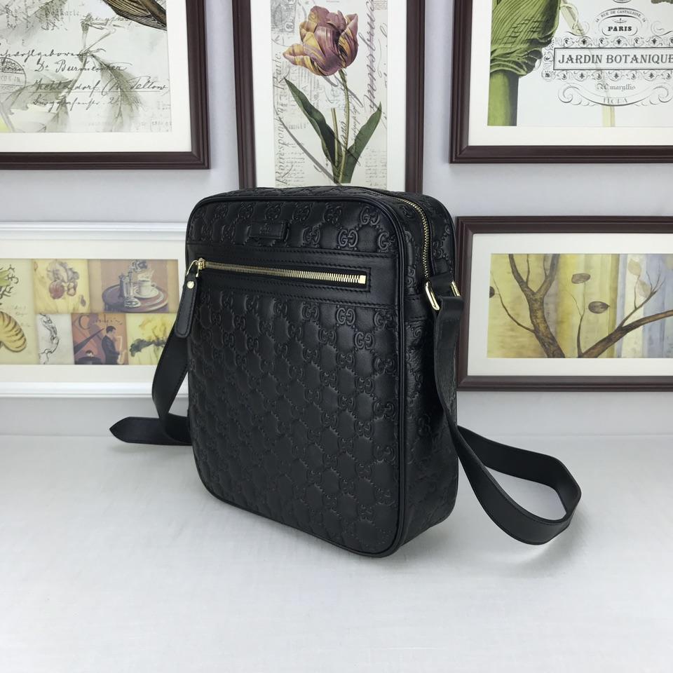 Gucci Perfect Quality black leather Messenger bag GC06BM110