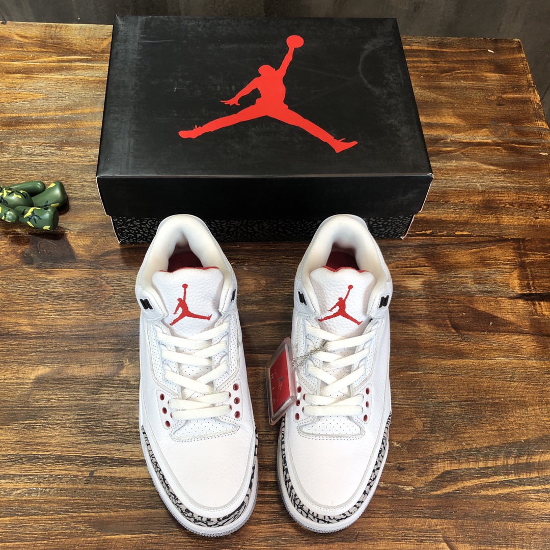 NIKE Air Jordan 3 