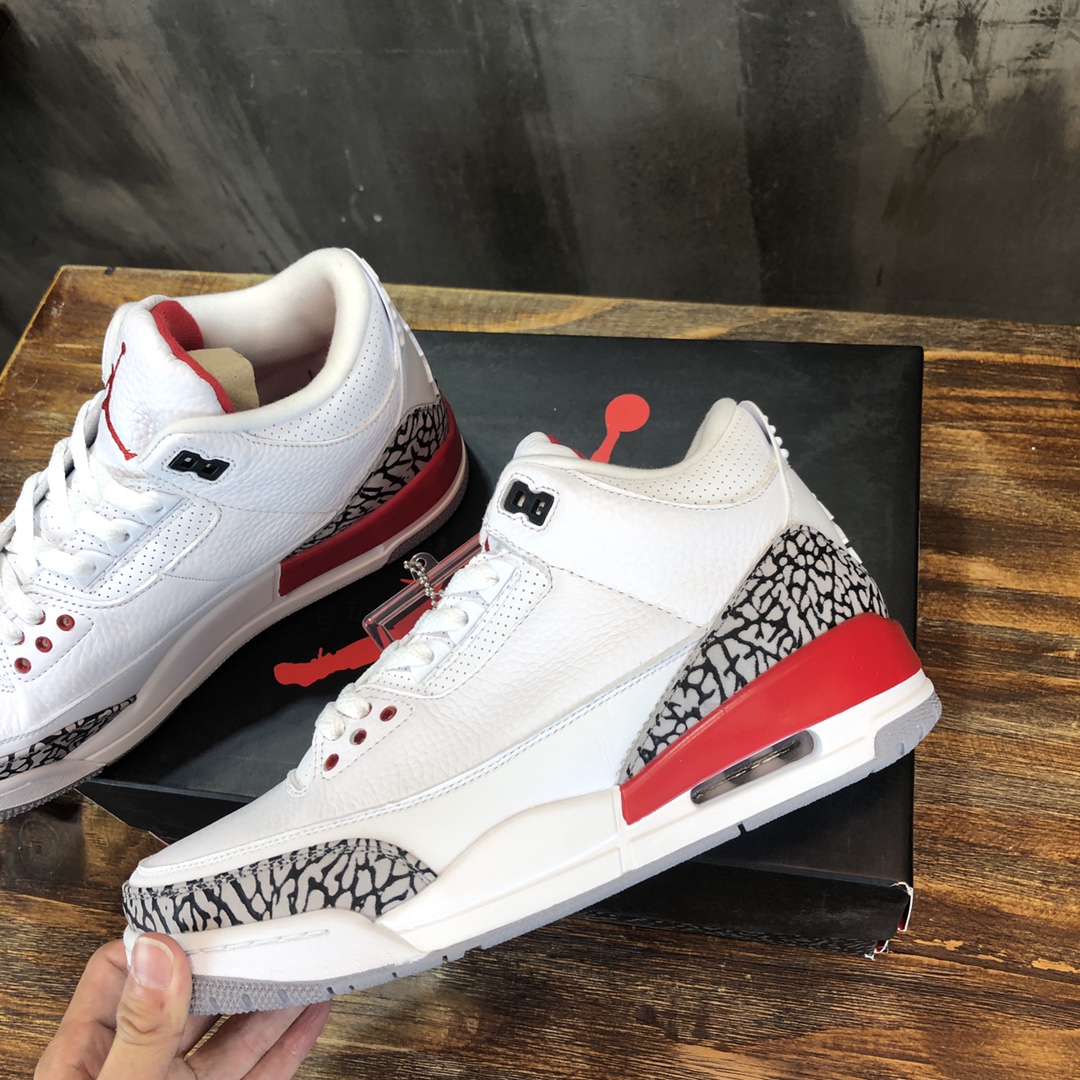 NIKE Air Jordan 3 