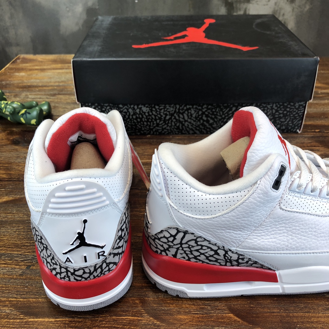 NIKE Air Jordan 3 