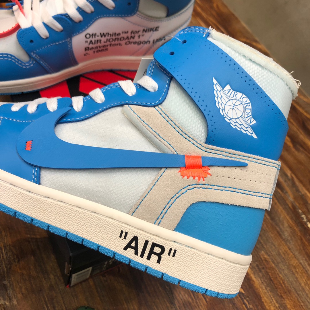 NIKE Air Jordan 1 x OFF-WHITE Sneaker