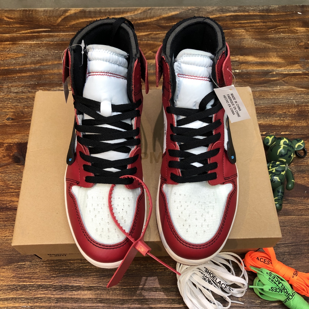 NIKE Air Jordan 1 x OFF-WHITE Sneaker
