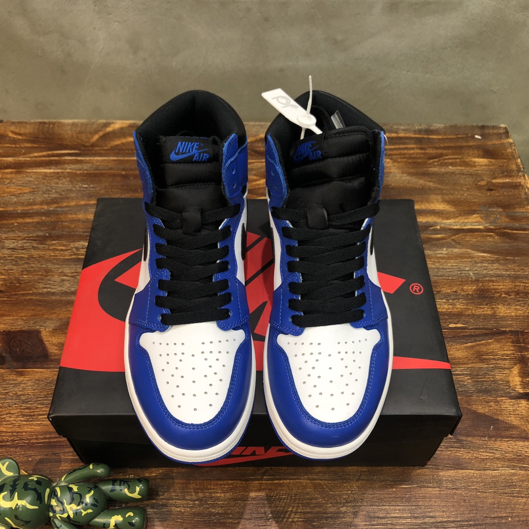 NIKE Air Jordan 1 sneaker