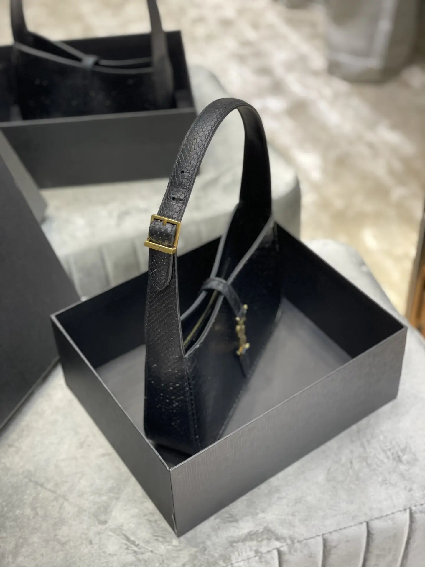 YSL Le5A7 Bagr Handbags