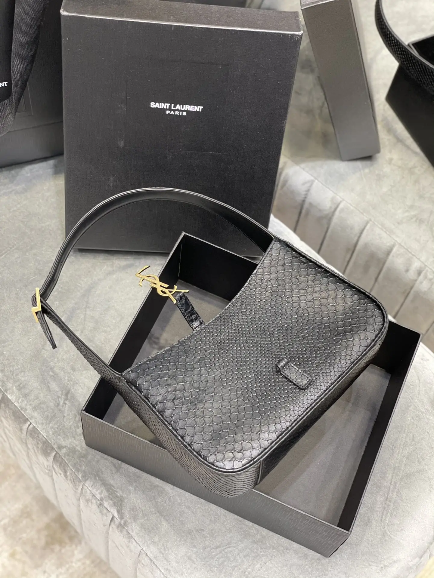 YSL Le5A7 Bagr Handbags