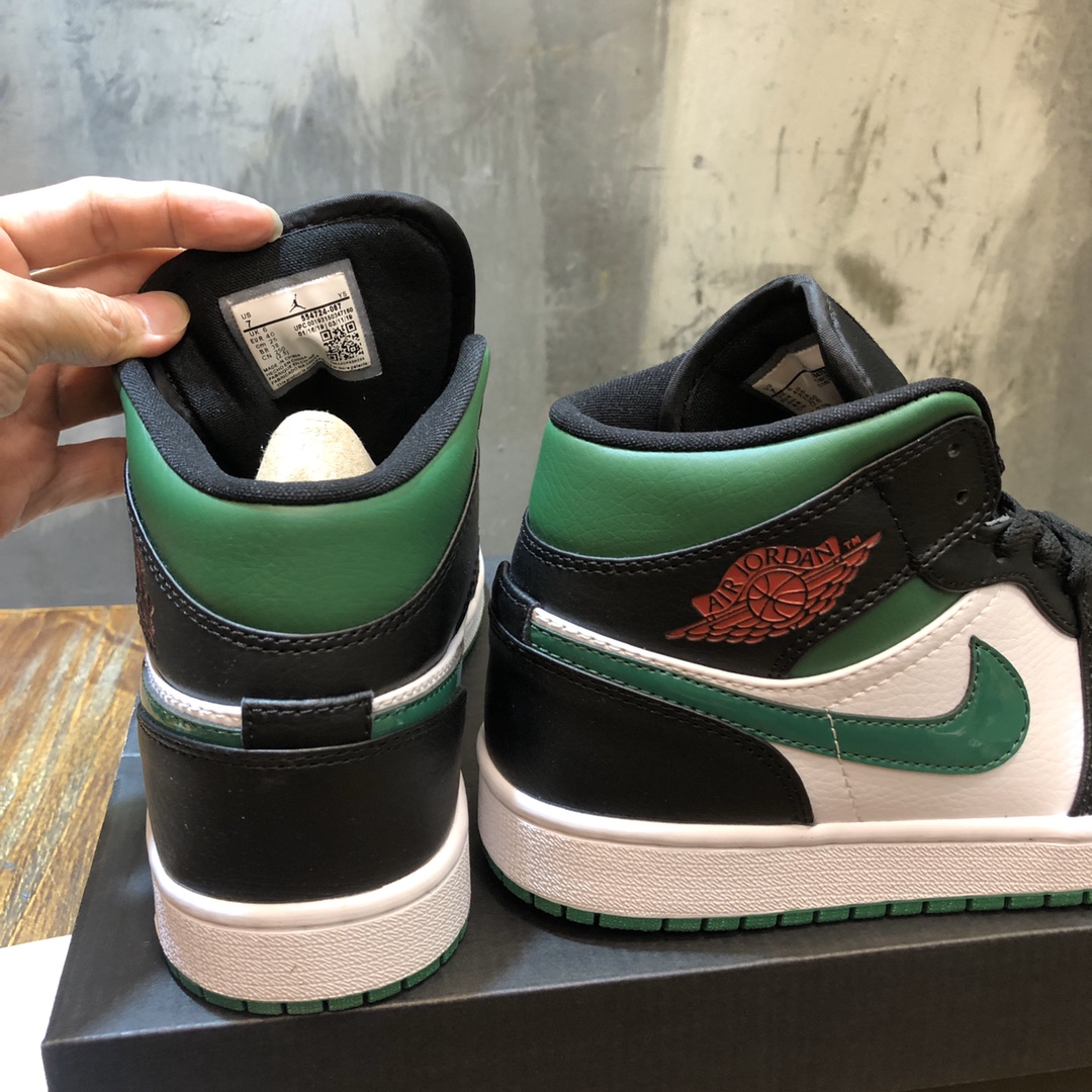 NIKE Air Jordan 1 Middle sneaker