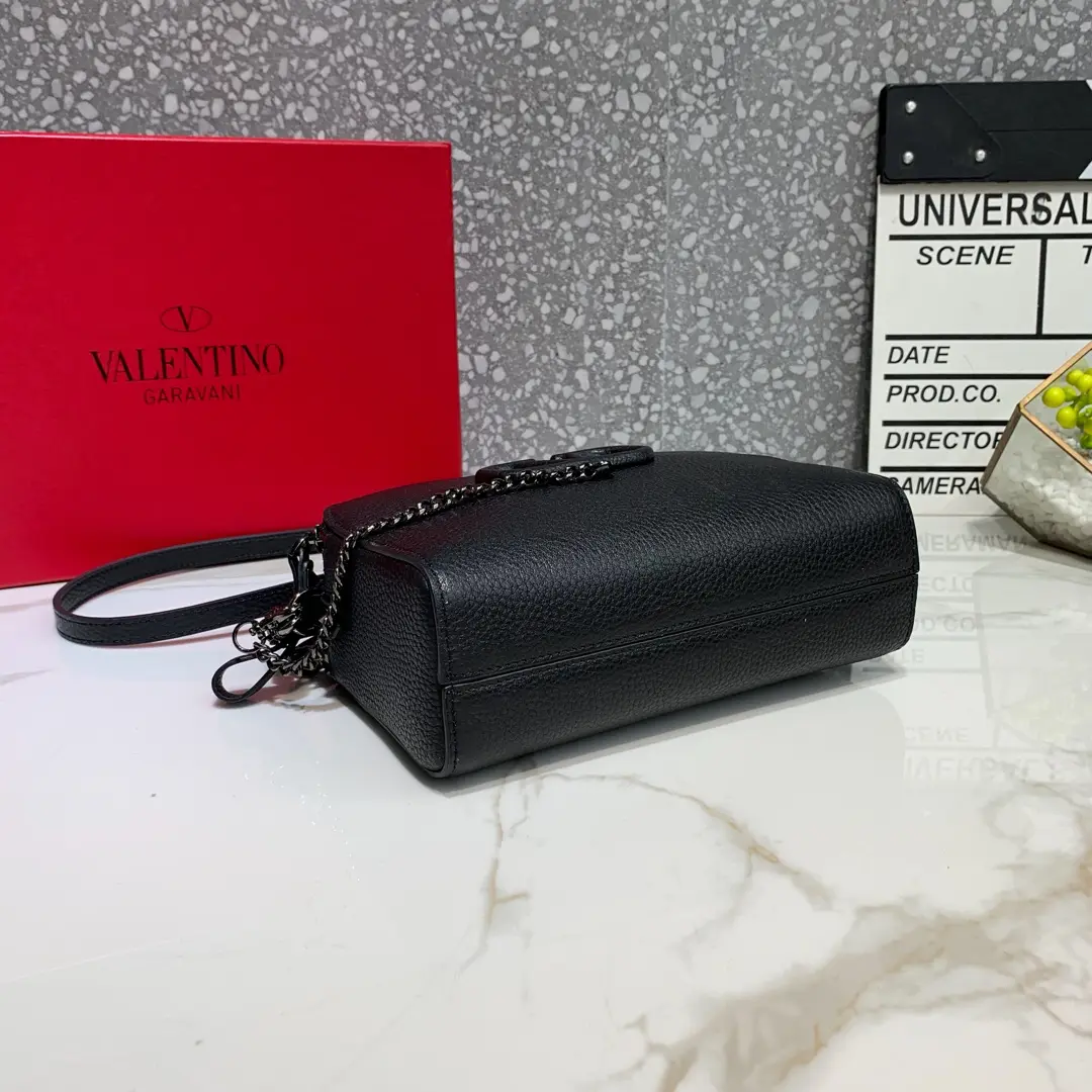 Valen Garavani VSLING Handbags