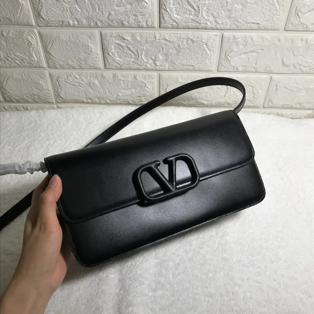 Valen Garavani VSLING Handbags