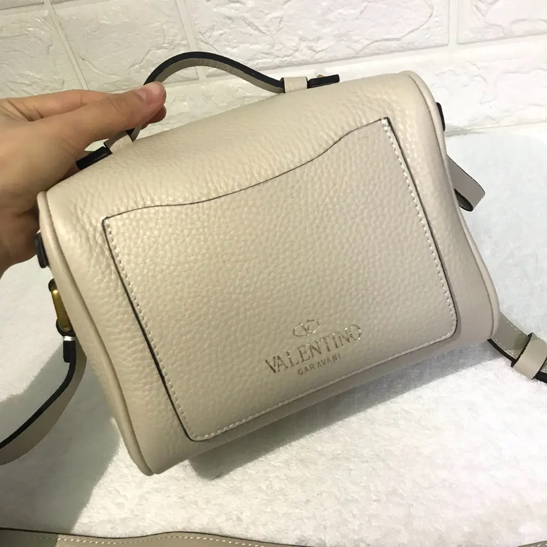 Valen Garavani Vsling Handbags