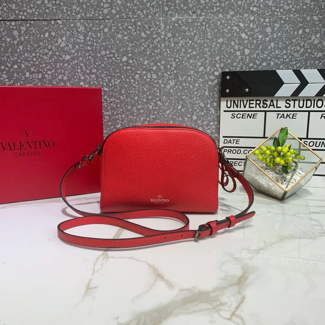 Valen Garavani VSLING Handbags