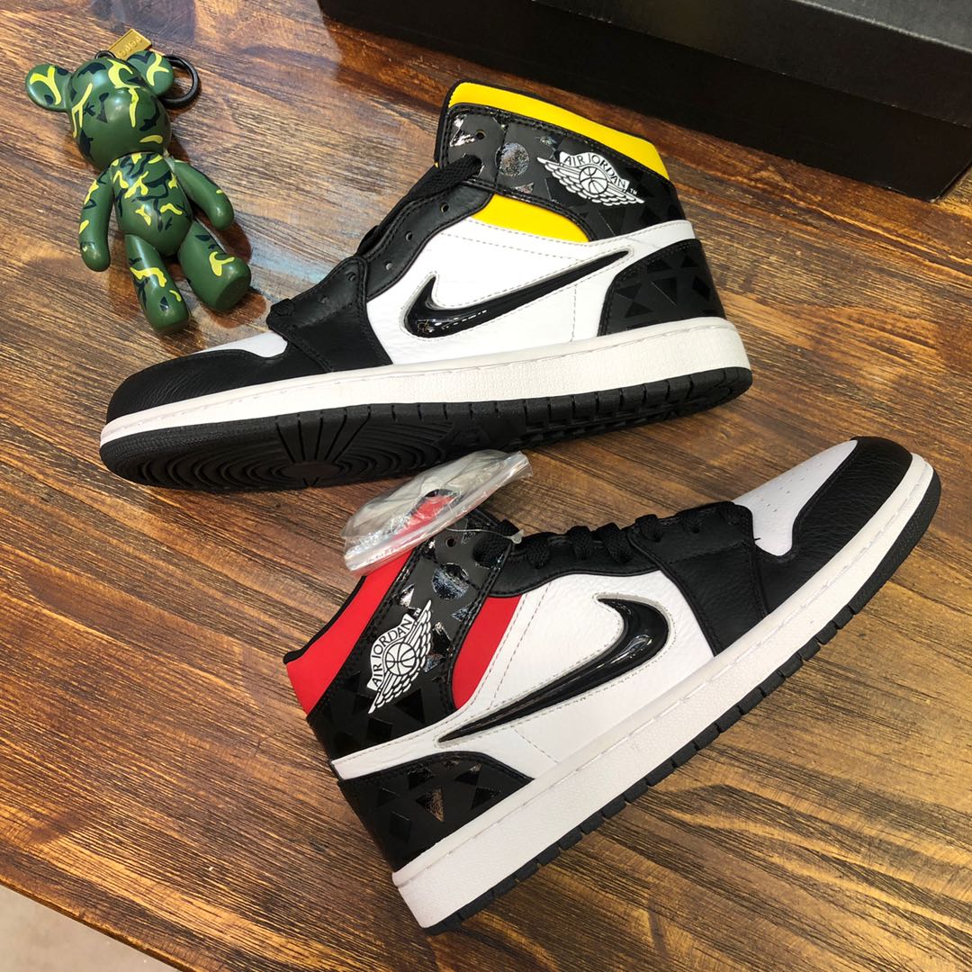 NIKE Air Jordan 1 Middle sneaker