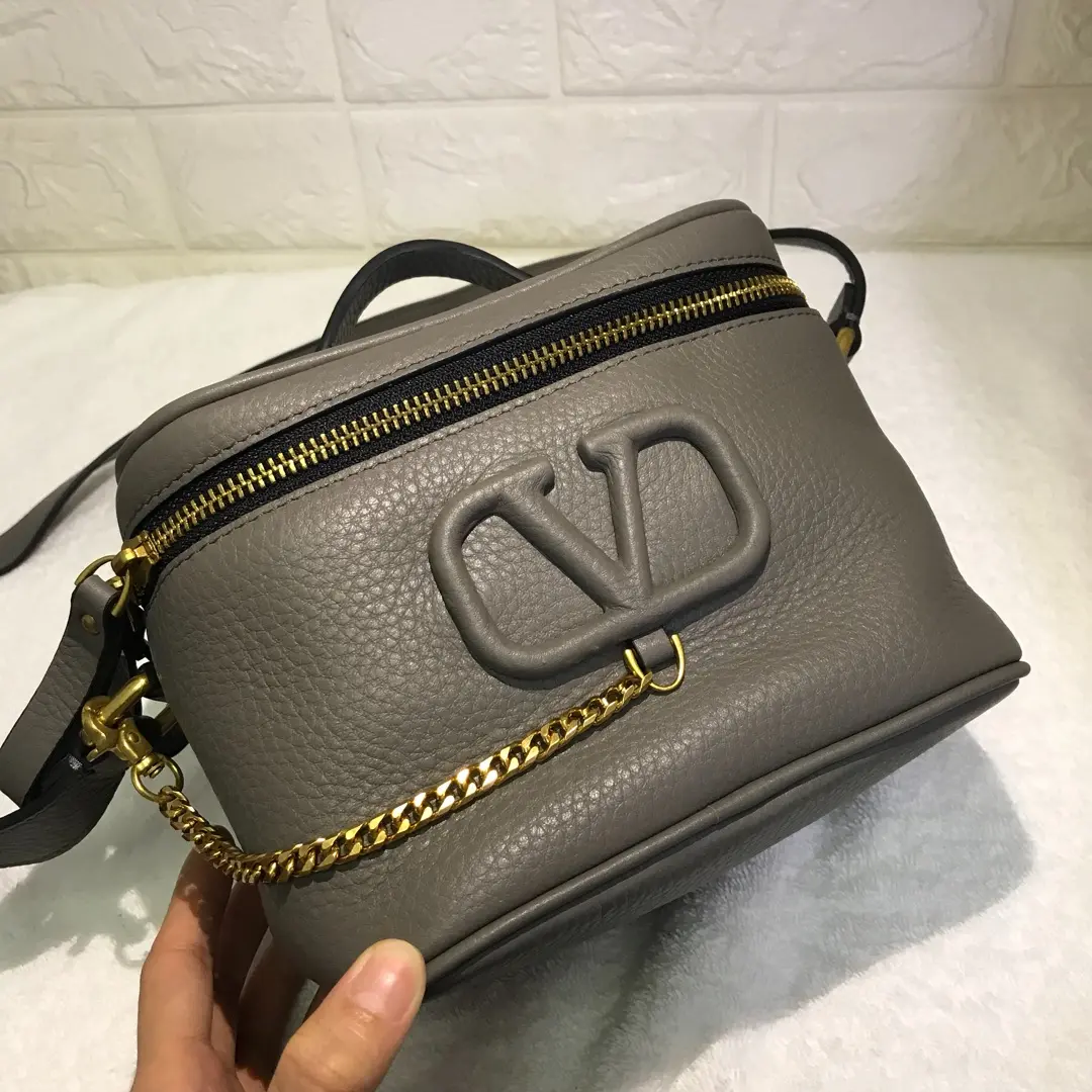 Valen Garavani Vsling Handbags