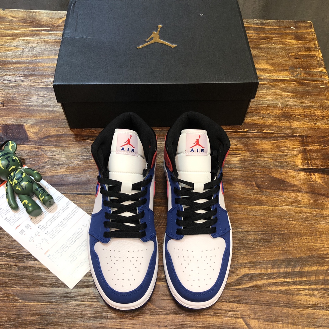 NIKE Air Jordan 1 Middle sneaker