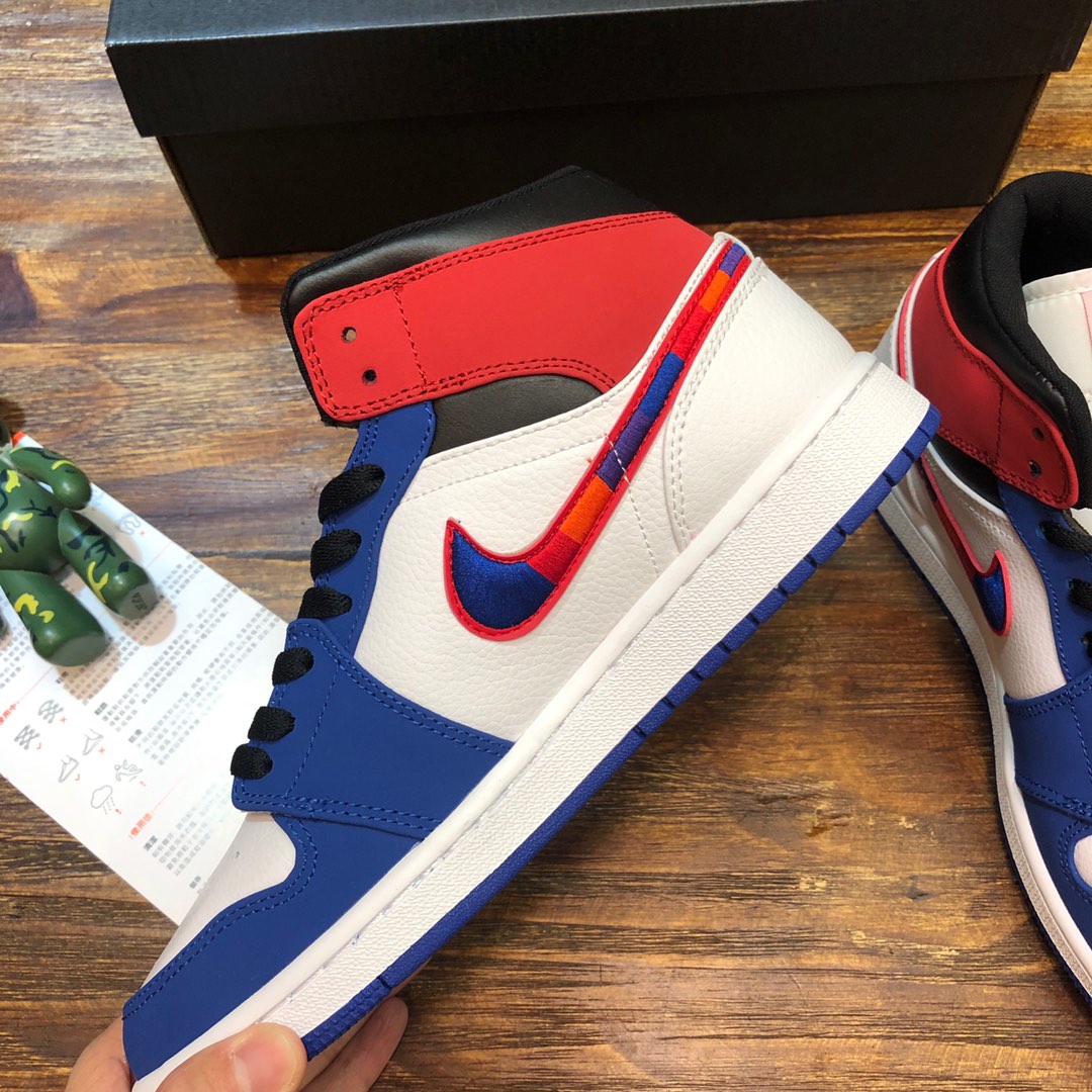 NIKE Air Jordan 1 Middle sneaker