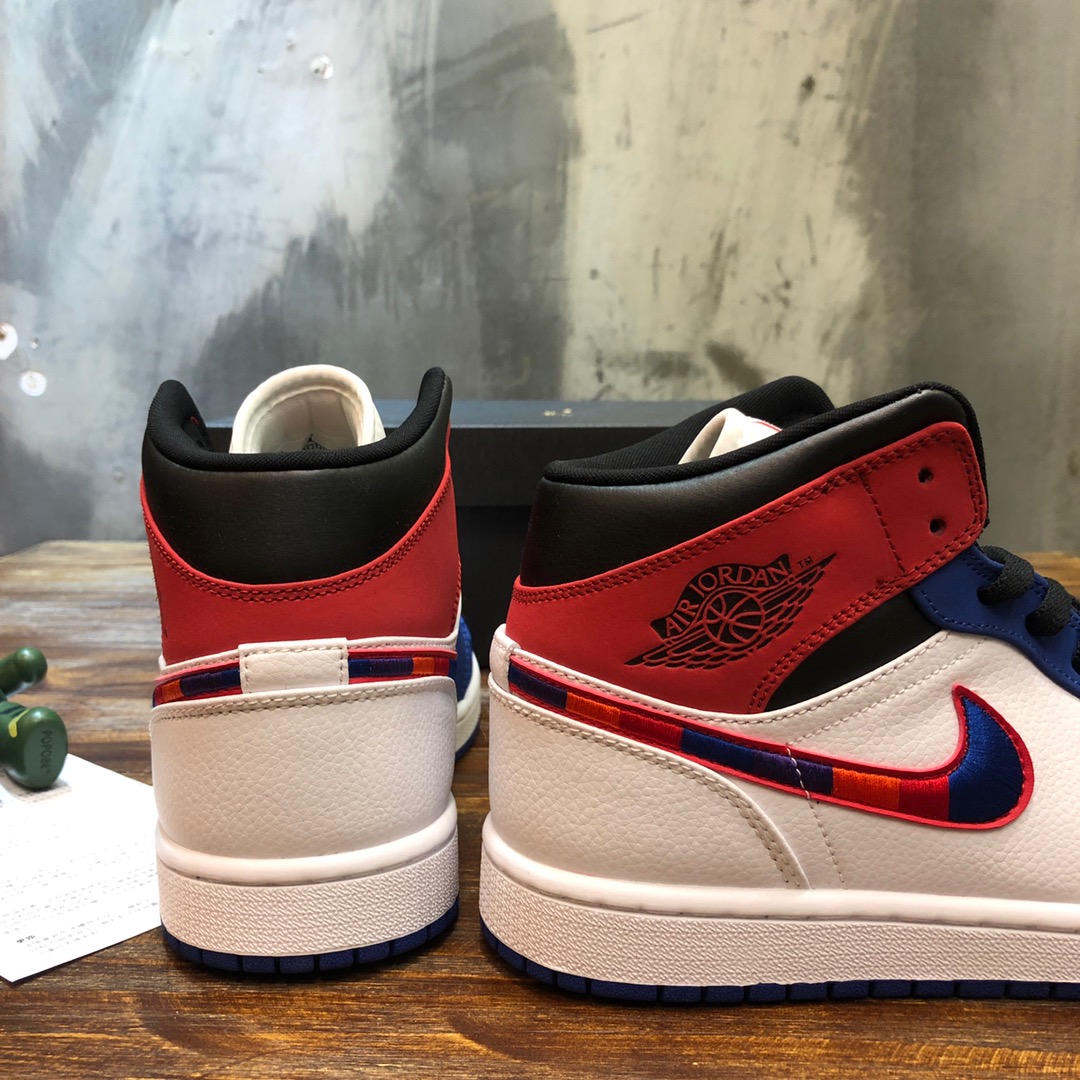 NIKE Air Jordan 1 Middle sneaker