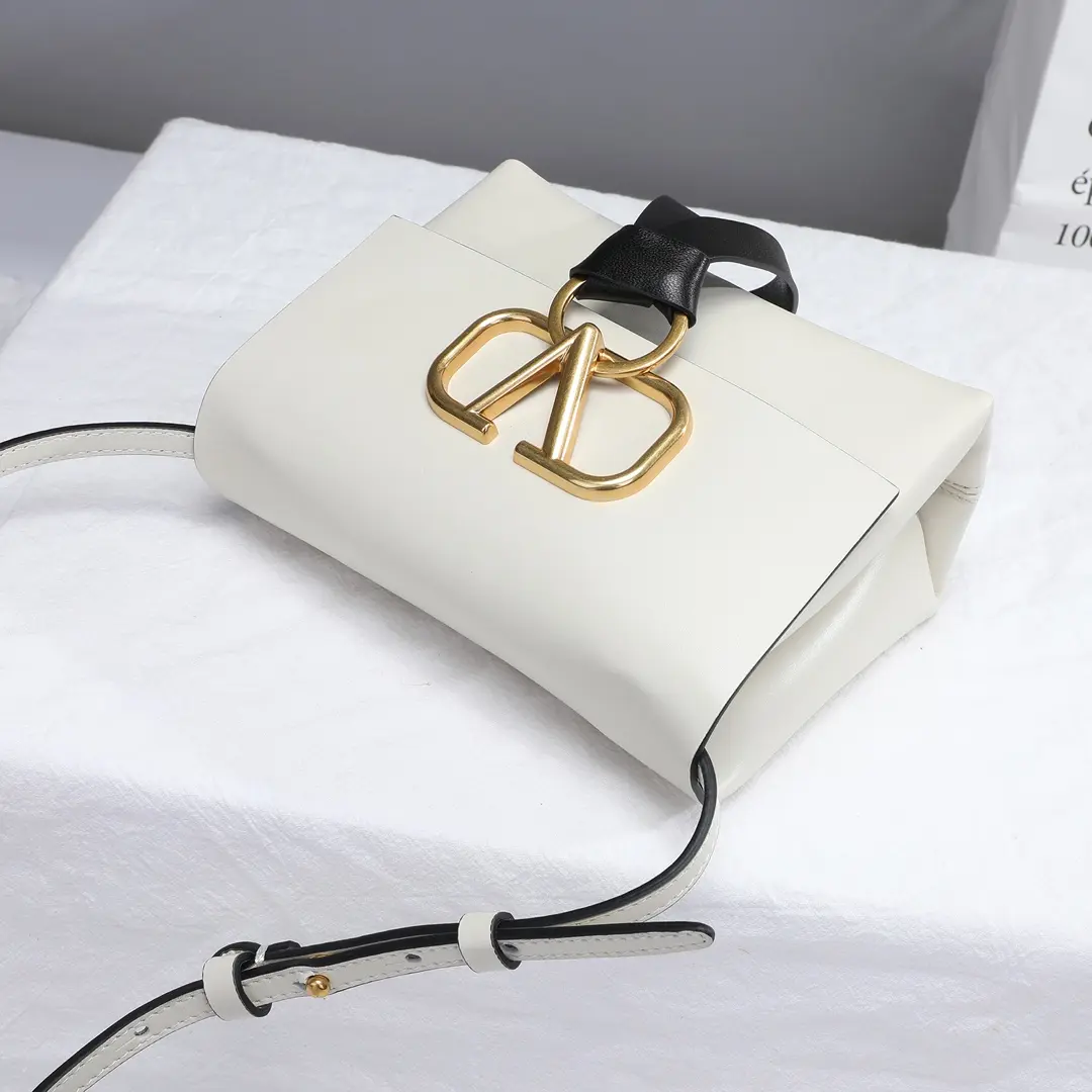 Valentino Garavani Vring Handbags