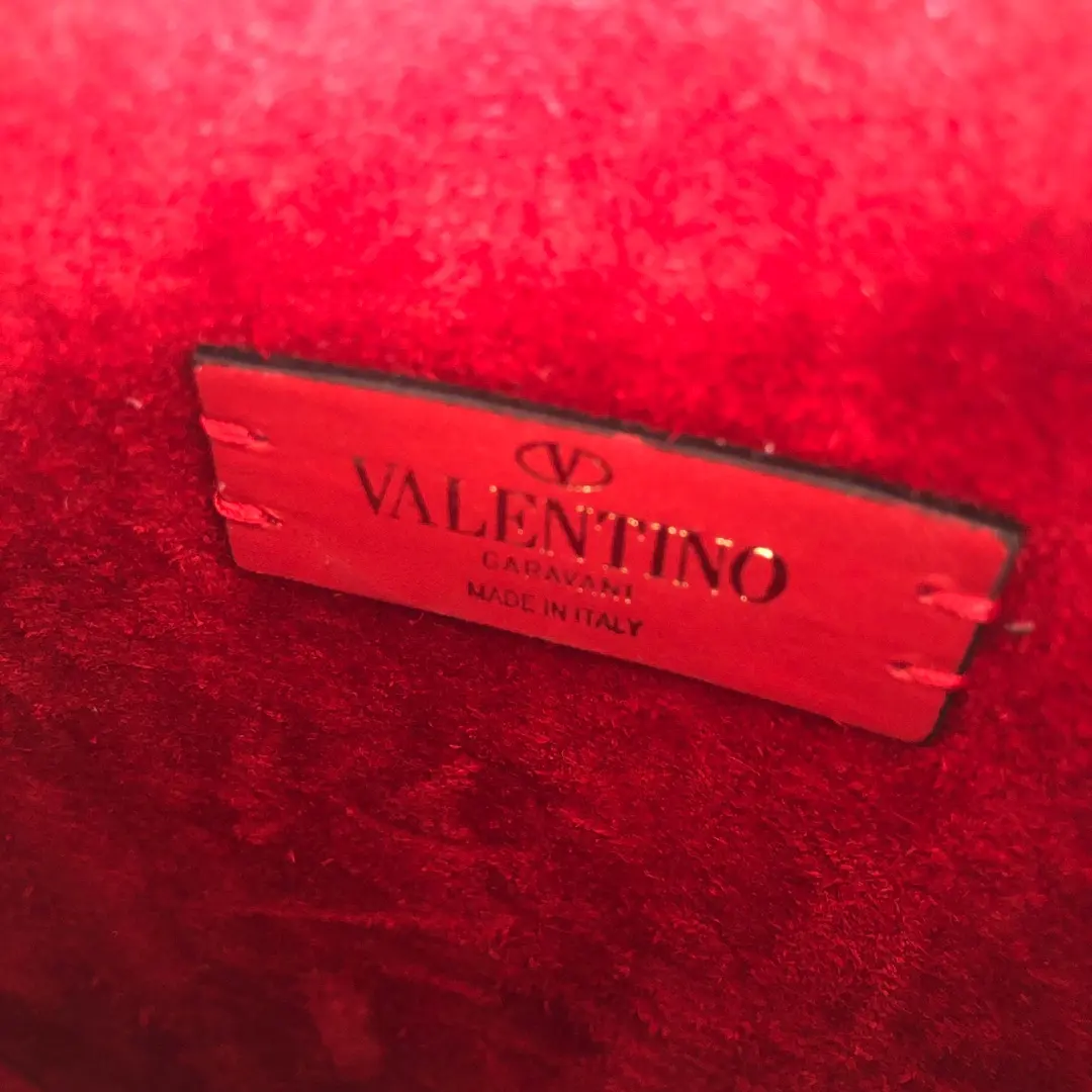 Valentino Garavani Vring Handbags