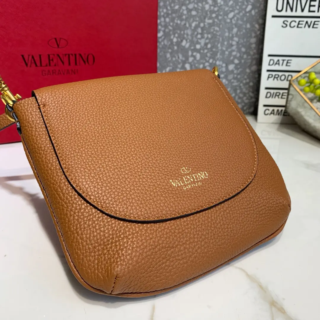 Valen Garavani VRING Handbags