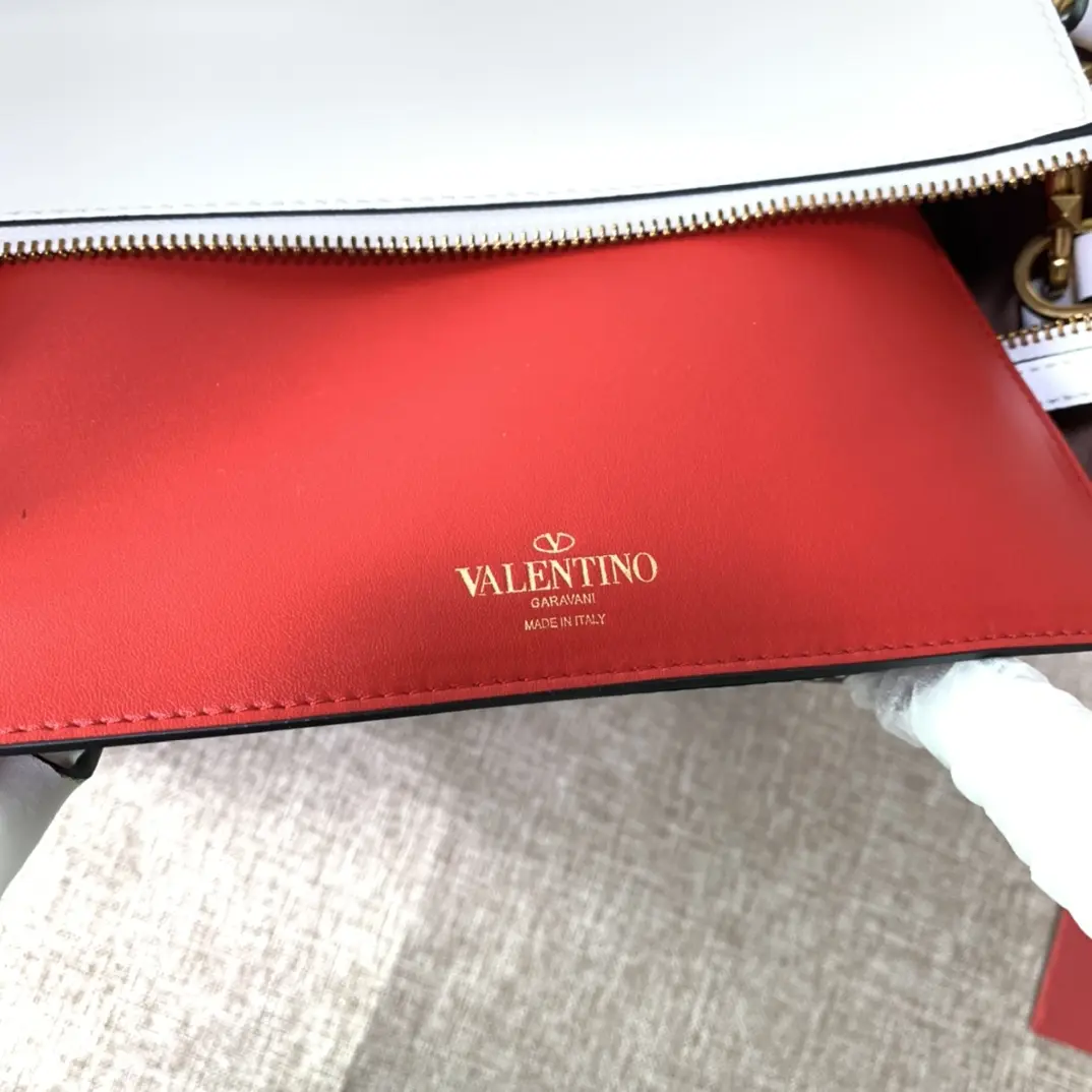 Valen Garavani VLOGO Walk Handbags