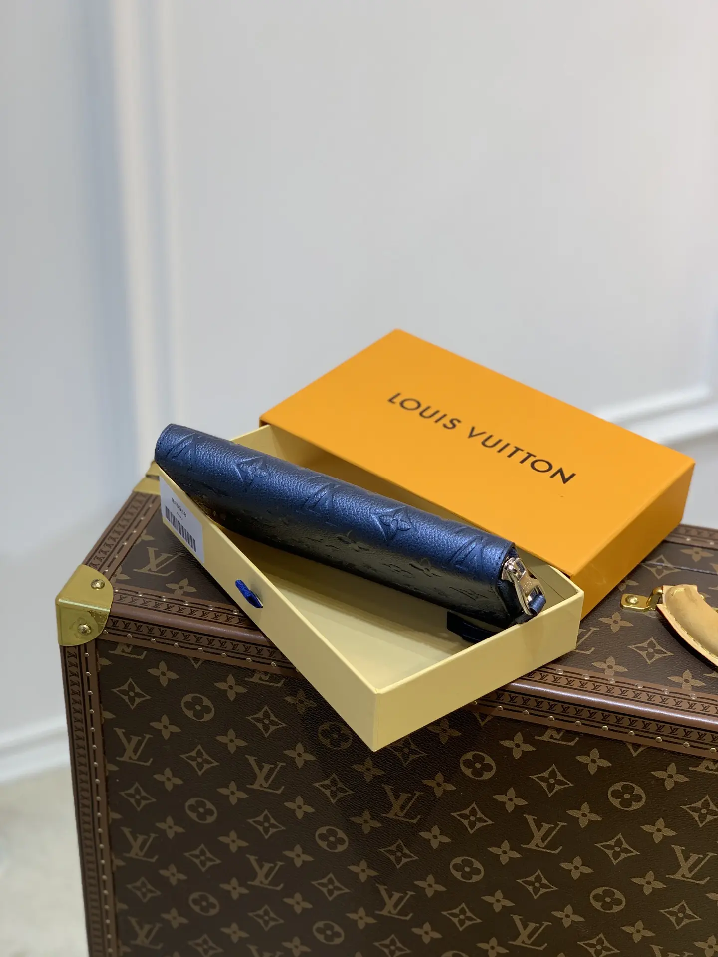 Louis Vuitton Zippy Handbags 