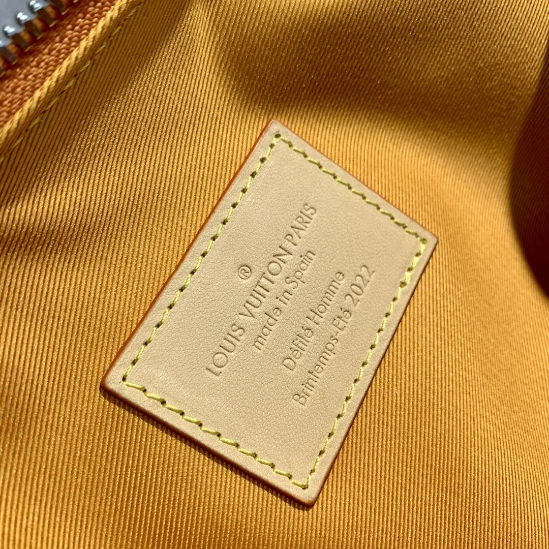 Louis Vuitton XNBA Handle Trunk Handbags 