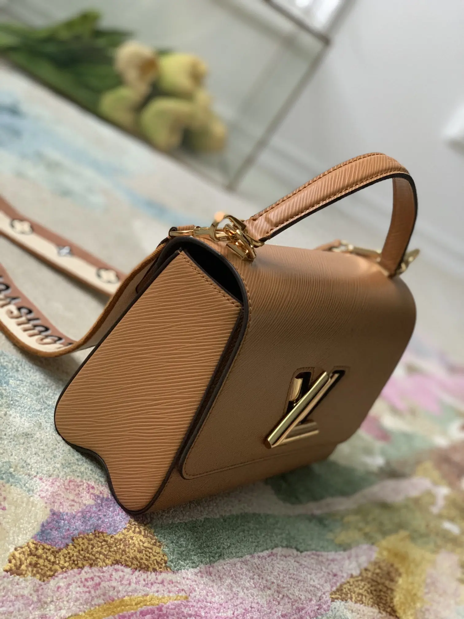 Louis Vuitton Twist Handbags 