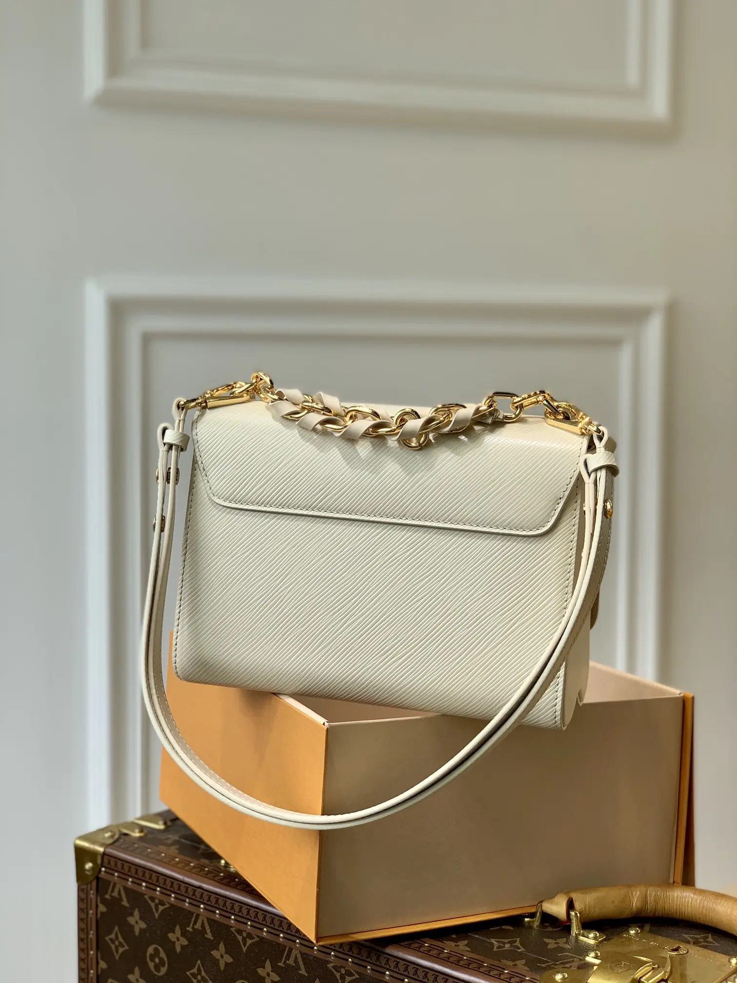 Louis Vuitton Twist  Handbags 