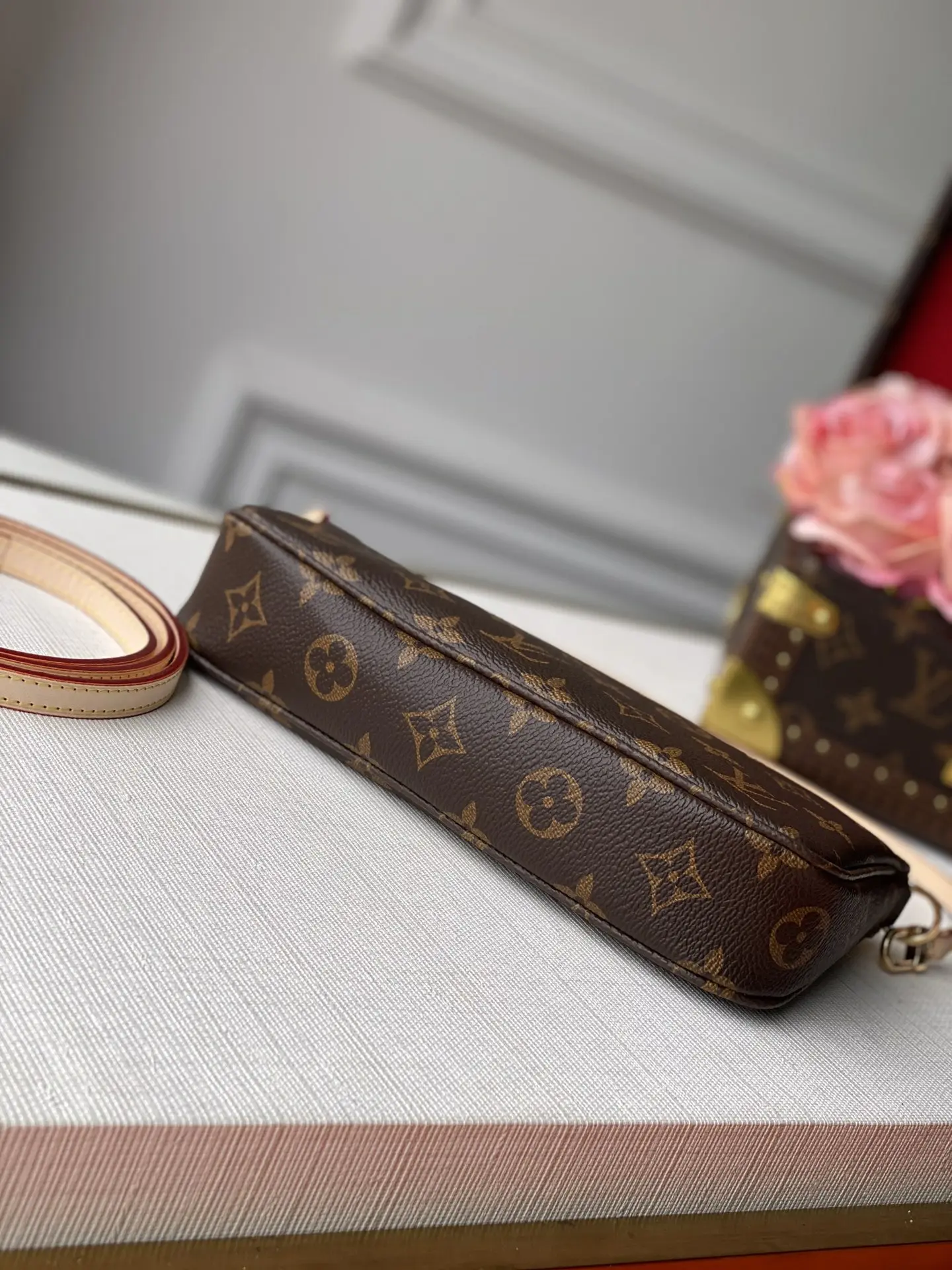 Louis Vuitton Pochettep Accessories Mila Handbags 