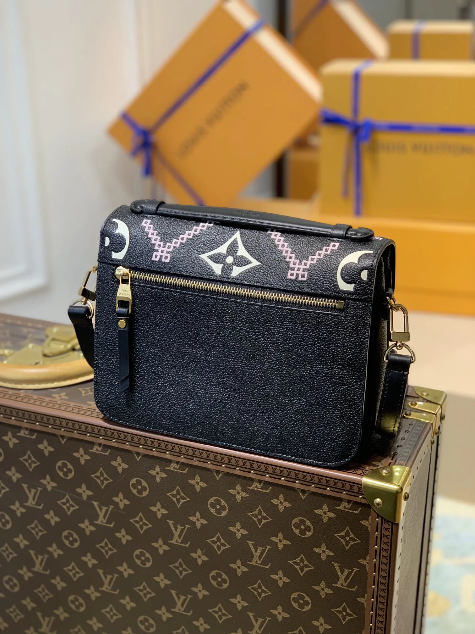 Louis Vuitton Pochette Métis Handbags 