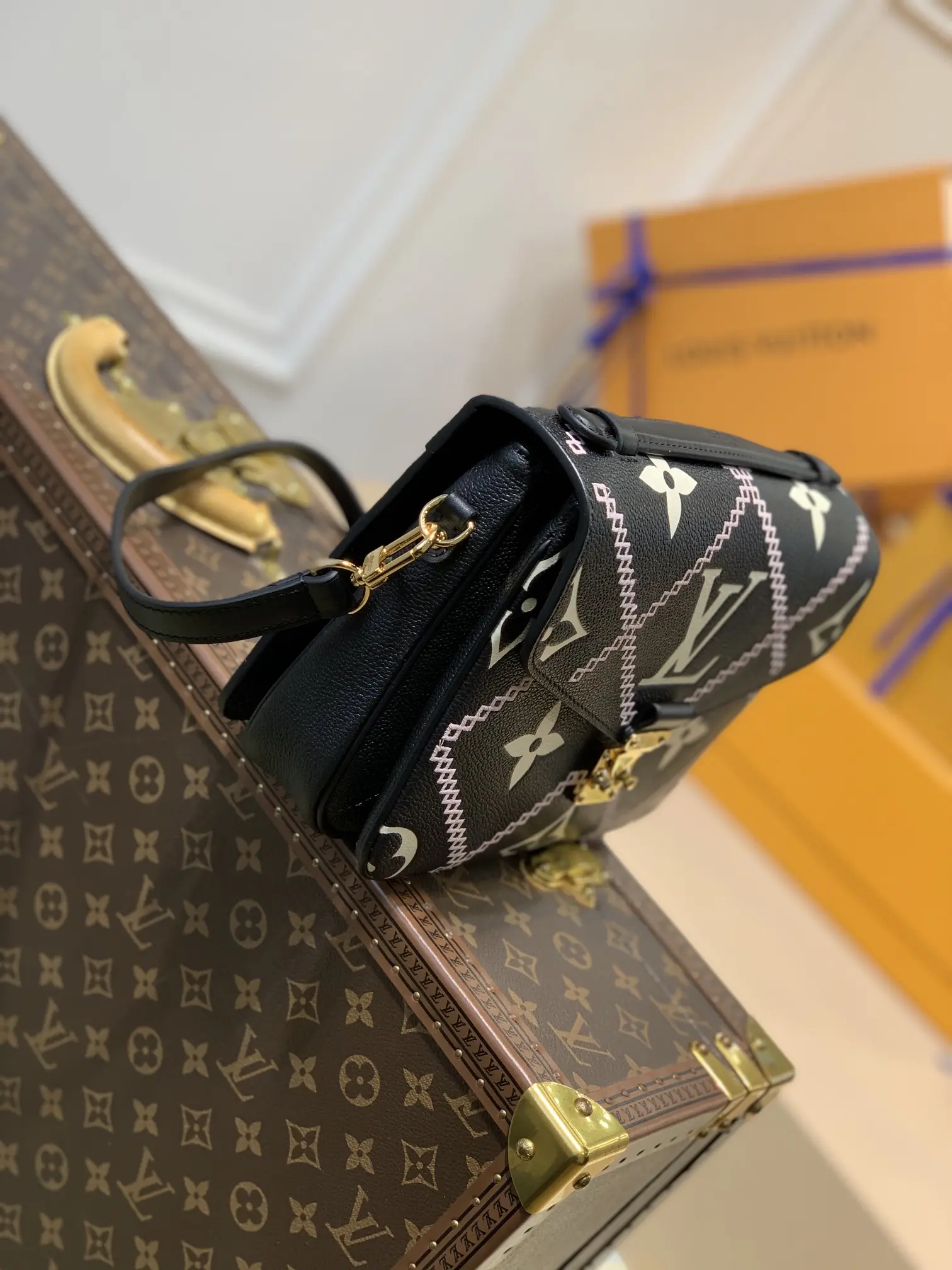 Louis Vuitton Pochette Métis Handbags 