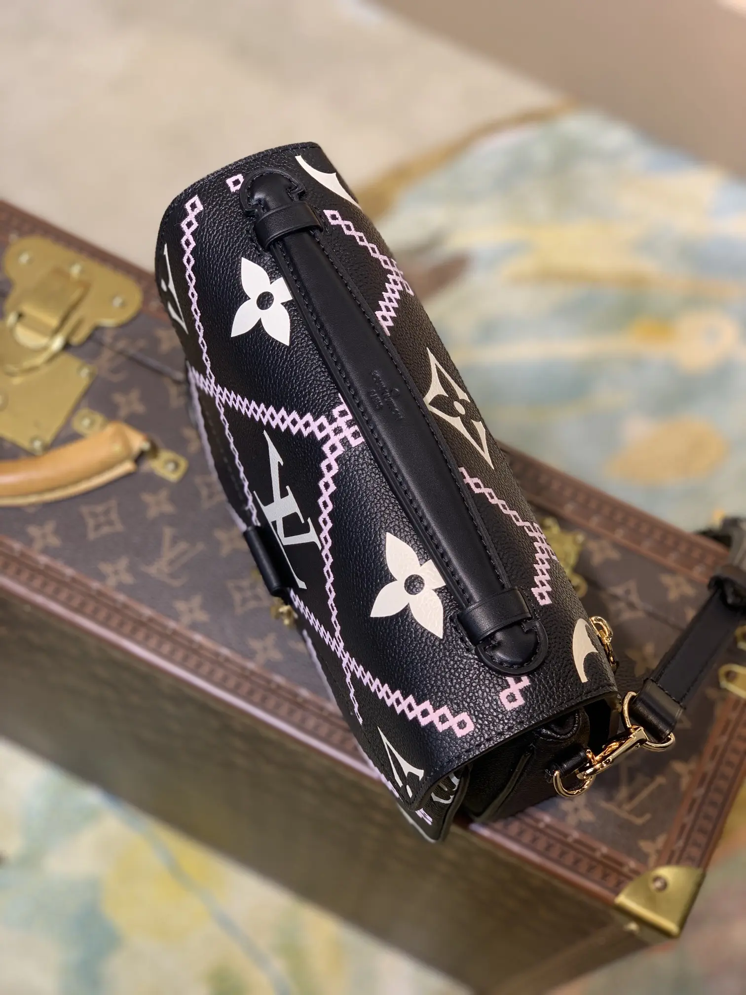 Louis Vuitton Pochette Métis Handbags 