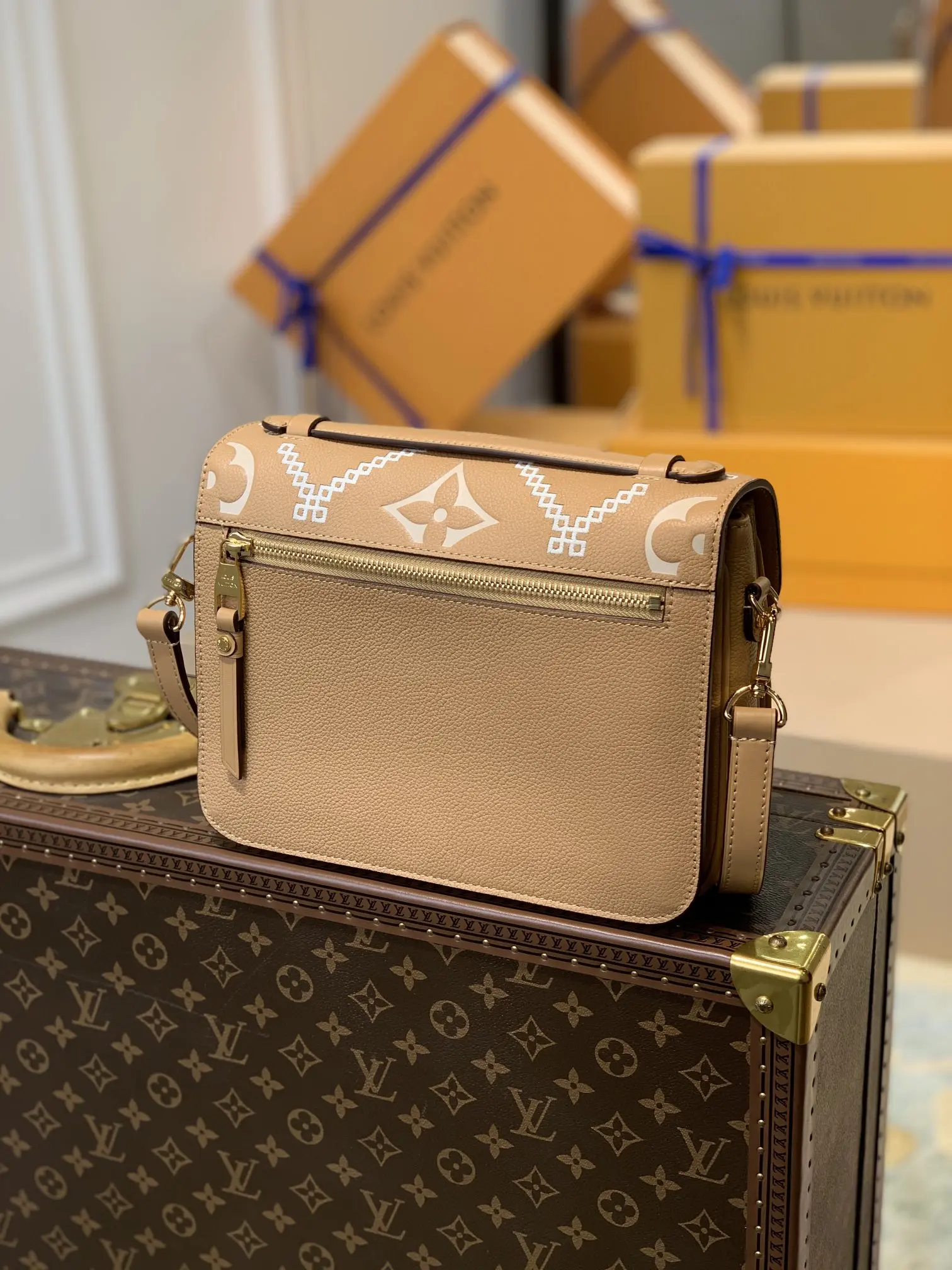 Louis Vuitton Pochette Métis Handbags 