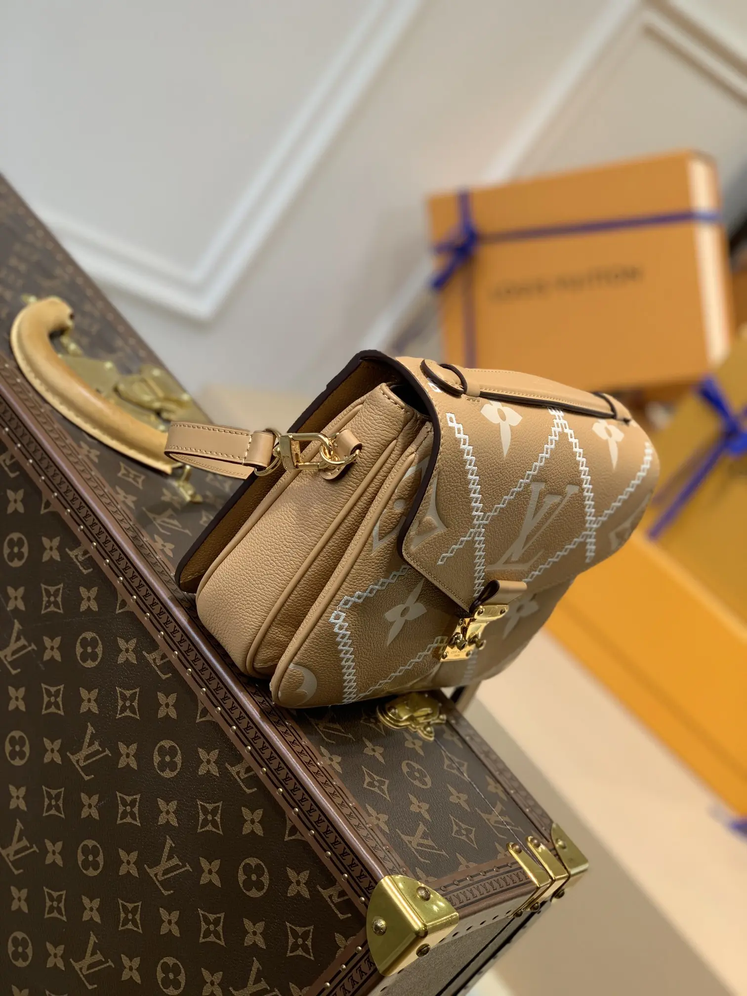 Louis Vuitton Pochette Métis Handbags 