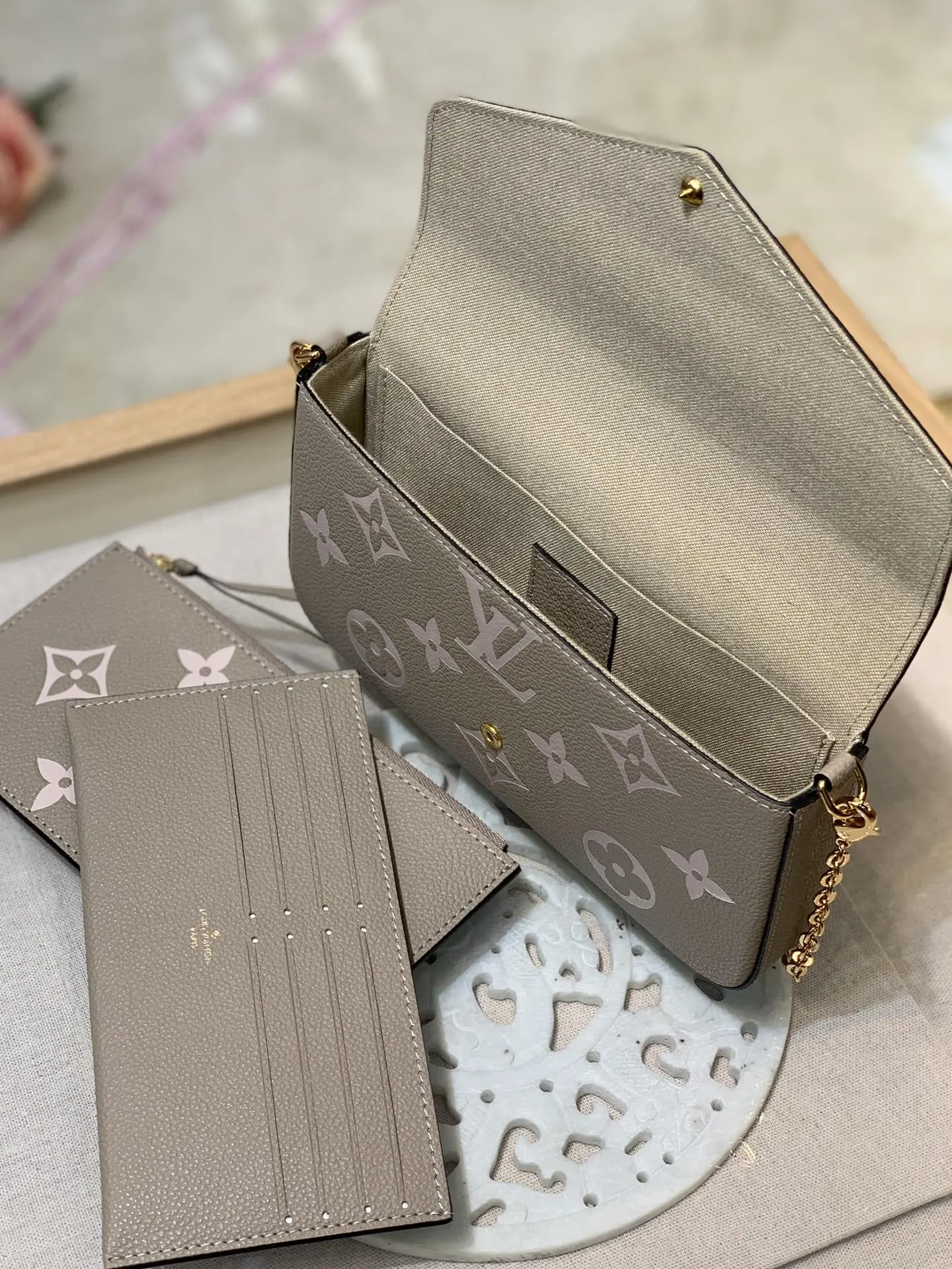 Louis Vuitton Pochette Félicie Handbags 