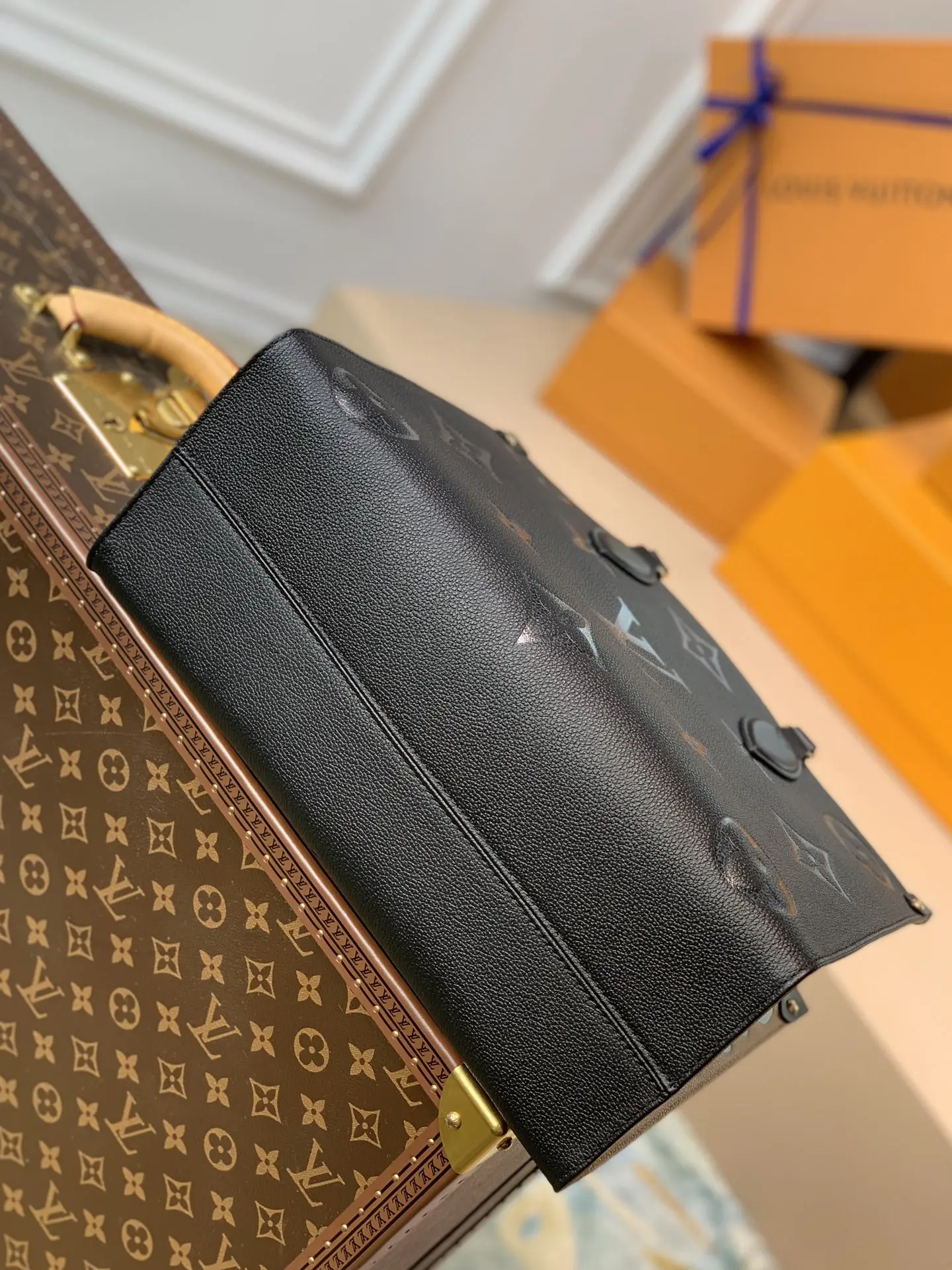 Louis Vuitton Onthego Handbags 