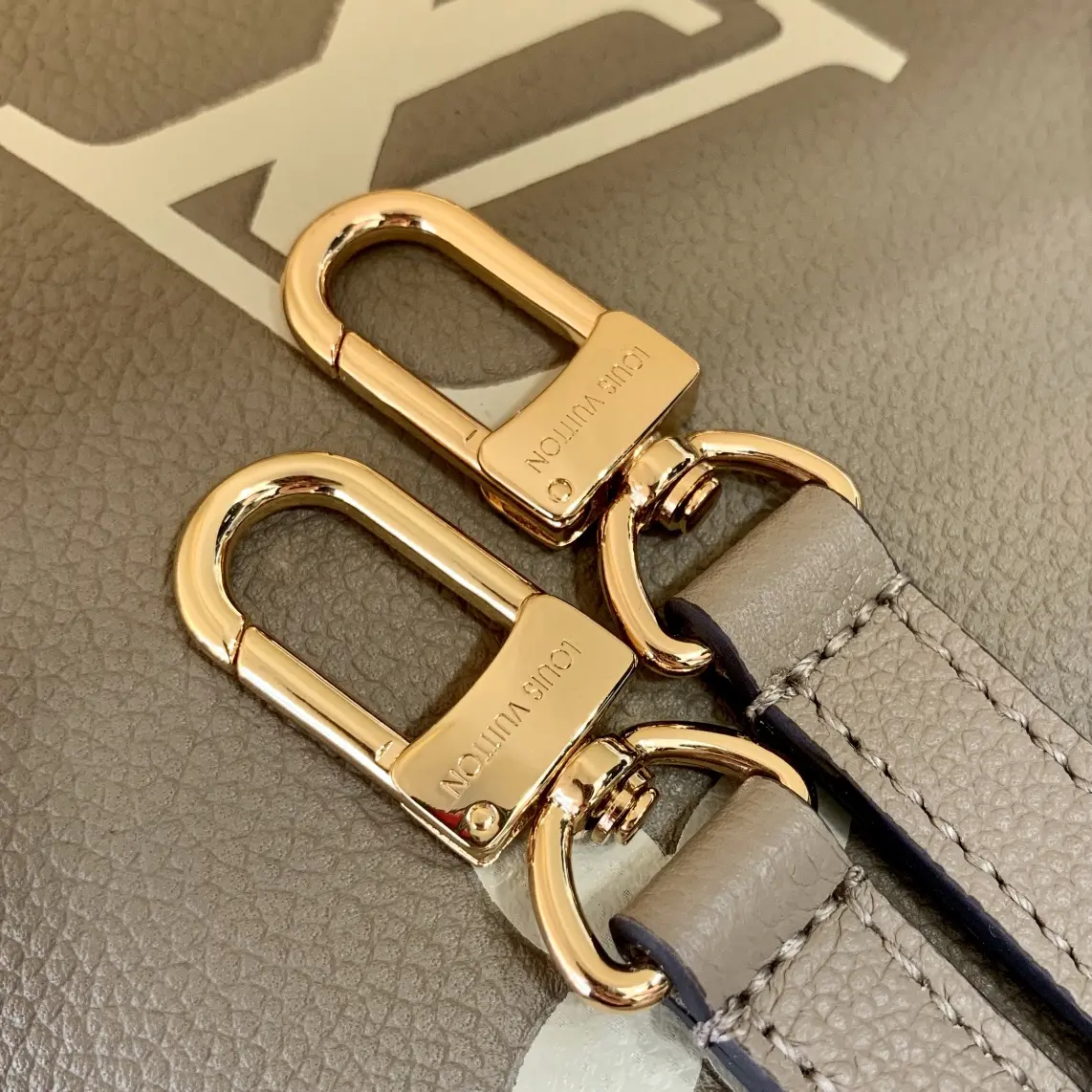 Louis Vuitton Onthego Handbags 