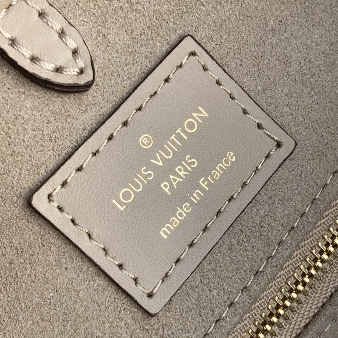 Louis Vuitton ONTHEGO Handbags 