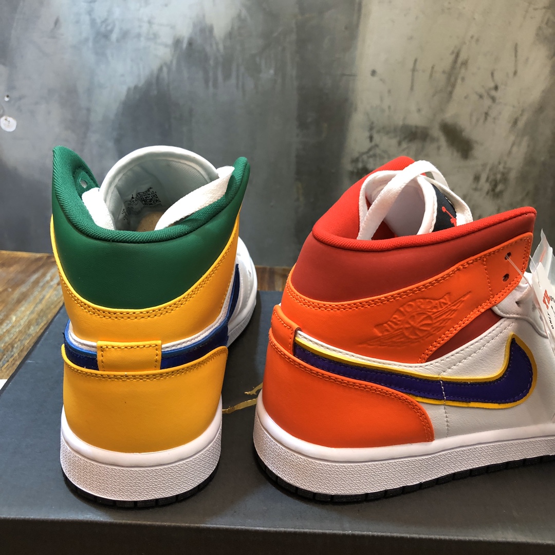 NIKE Air Jordan 1 Middle sneaker