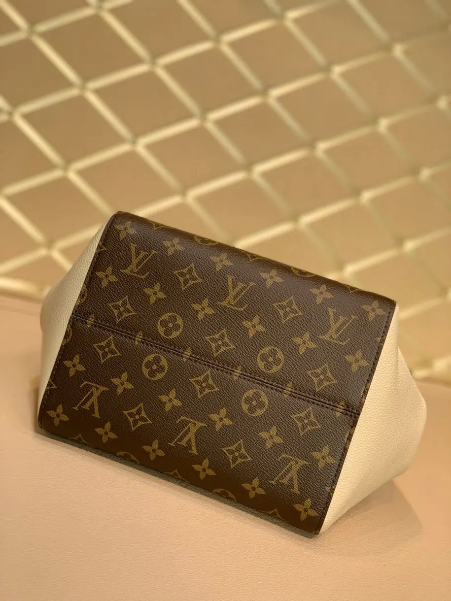 Louis Vuitton new FOLD TOTE medium size Handbags M45409