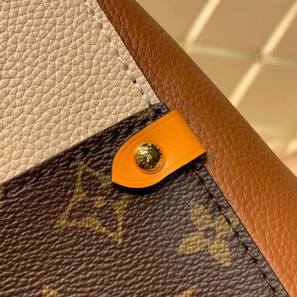 Louis Vuitton new FOLD TOTE medium size Handbags M45376