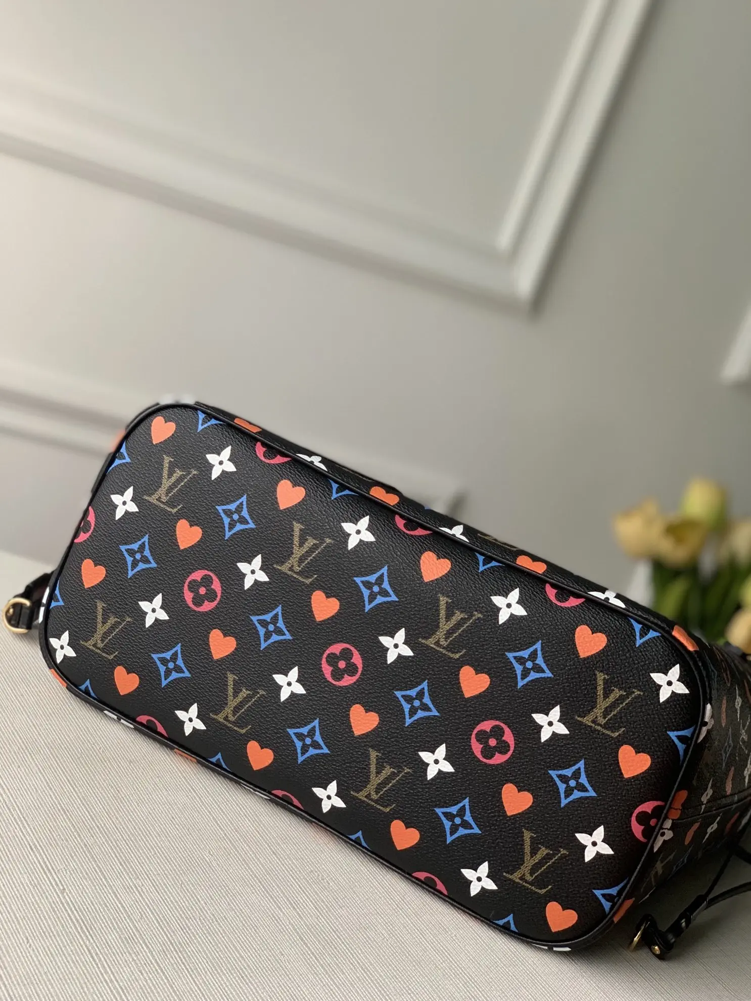 Louis Vuitton Neverfull Handbags 