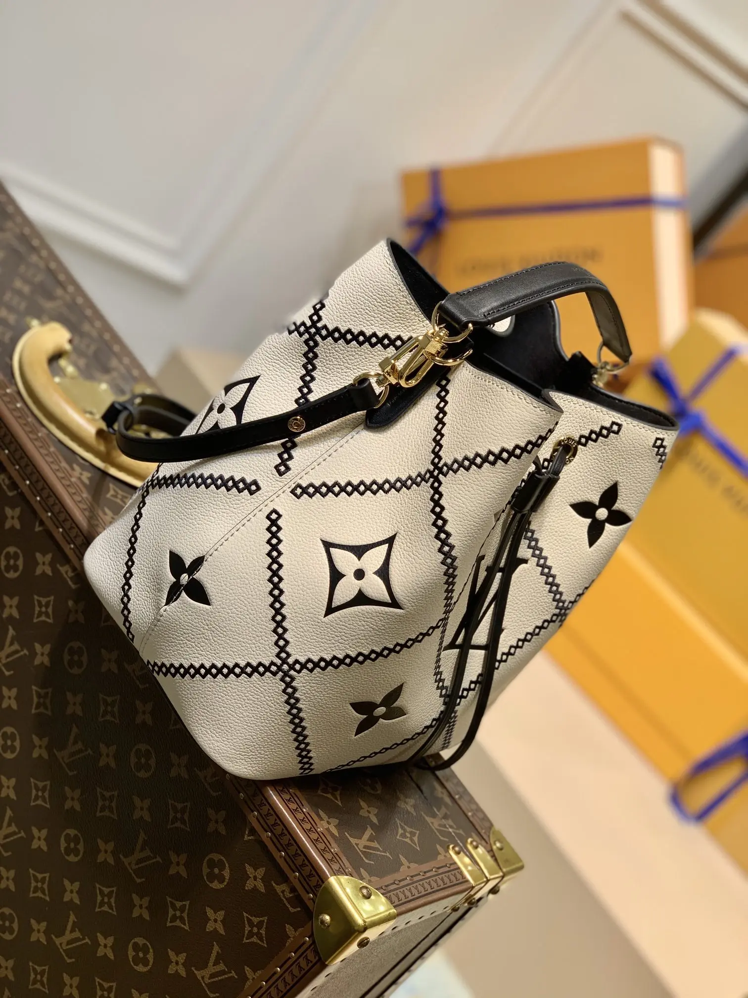 Louis Vuitton NéoNoé Handbags 