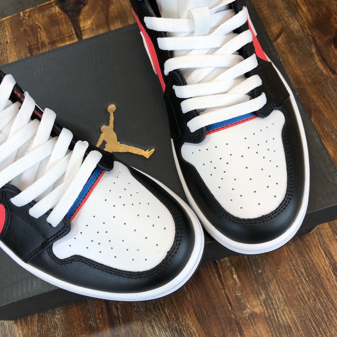 NIKE Air Jordan 1 Middle sneaker