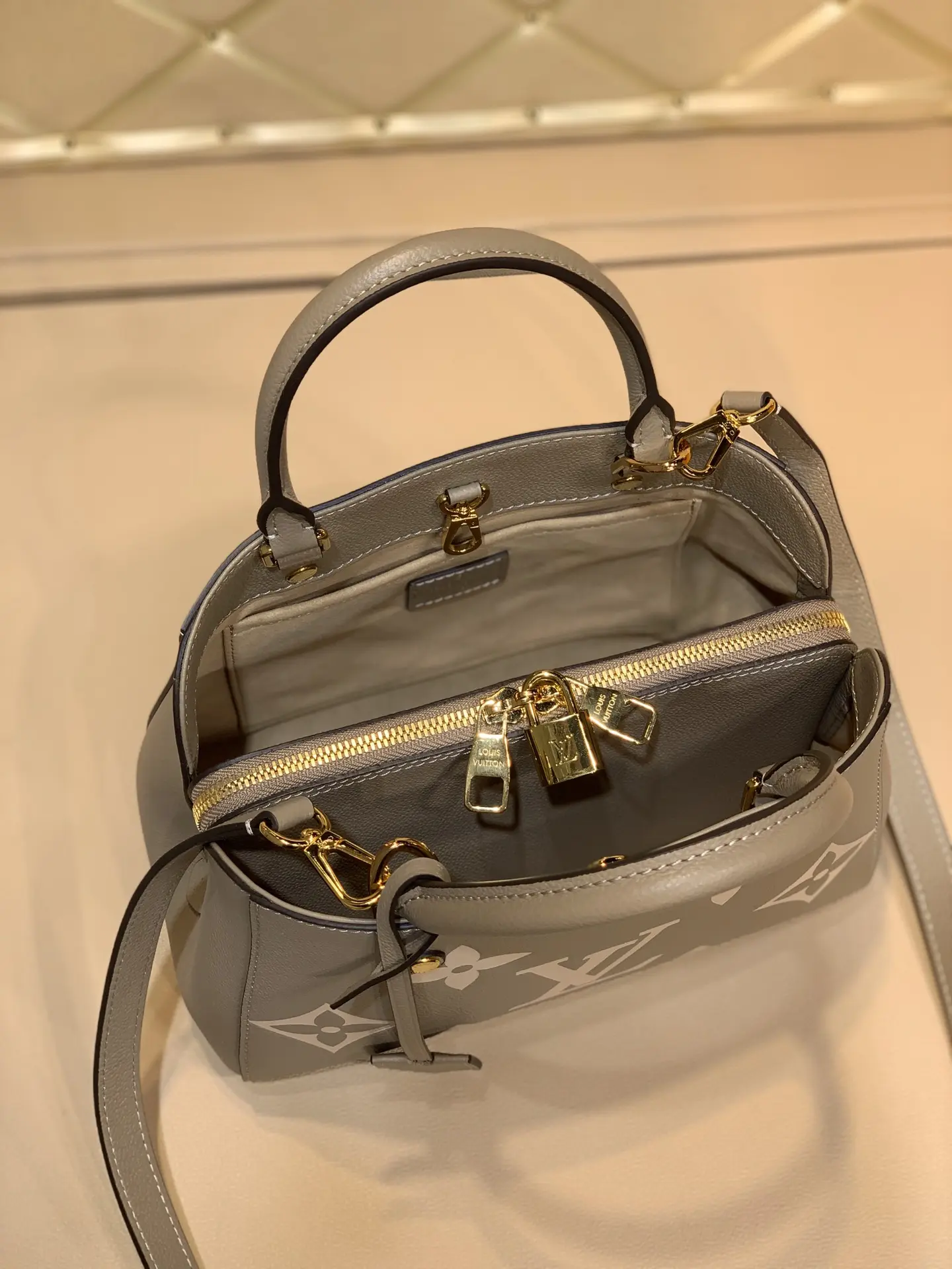 Louis Vuitton Montaigne Handbags 