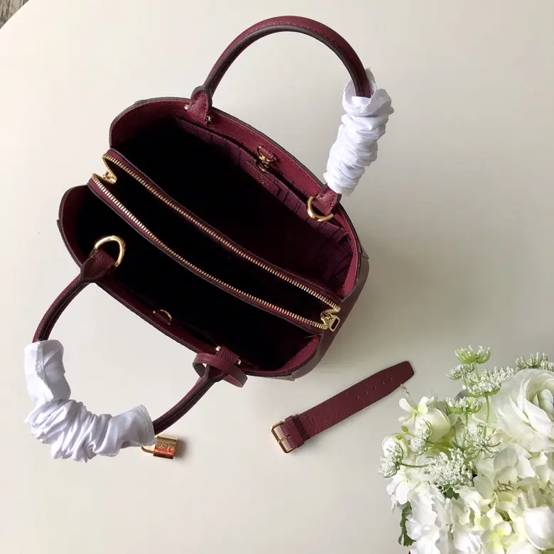 Louis Vuitton Montaigne Handbags 